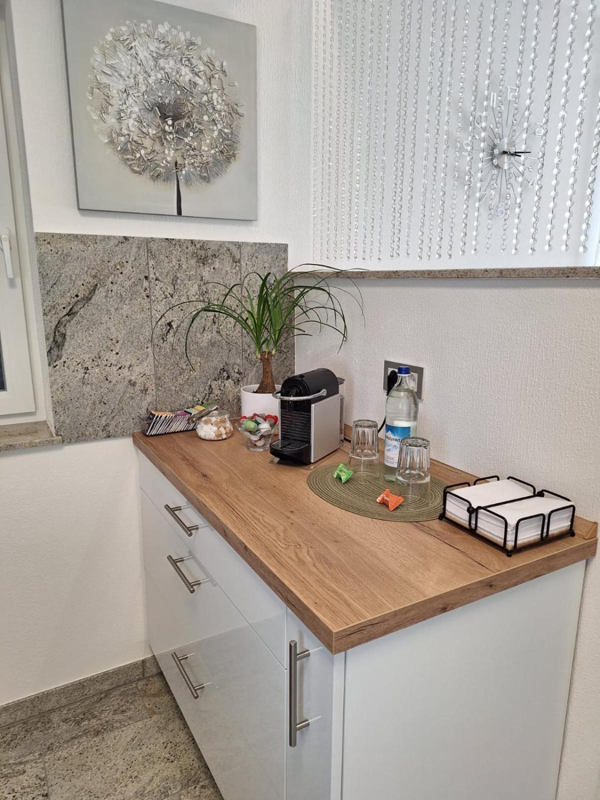 Modern & Gemuetlich Xl Apartment Linden  Ngoại thất bức ảnh